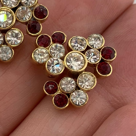 CROWN TRIFARI Gold Tone Red Clear Rhinestone 50s 60s MCM VTG Post Earrings 5/8\